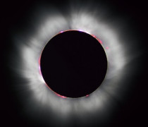 Eclisse totale di Sole alle isole Svalbard