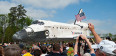 L&#039;Explorer (copia a grandezza naturale di uno Space Shuttle) è in viaggio per la sua nuova casa presso il centro spaziale di Houston. <a ... <a href="http://gak.it/2546/lexplorer-storico-mockup-dello-shuttle-e-in-viaggio-verso-lo-houston-space-center/">Continua a leggere<span class="meta-nav">&rarr;</span></a>